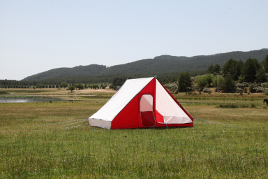 İzci Tipi Kırmızı SpunBond...